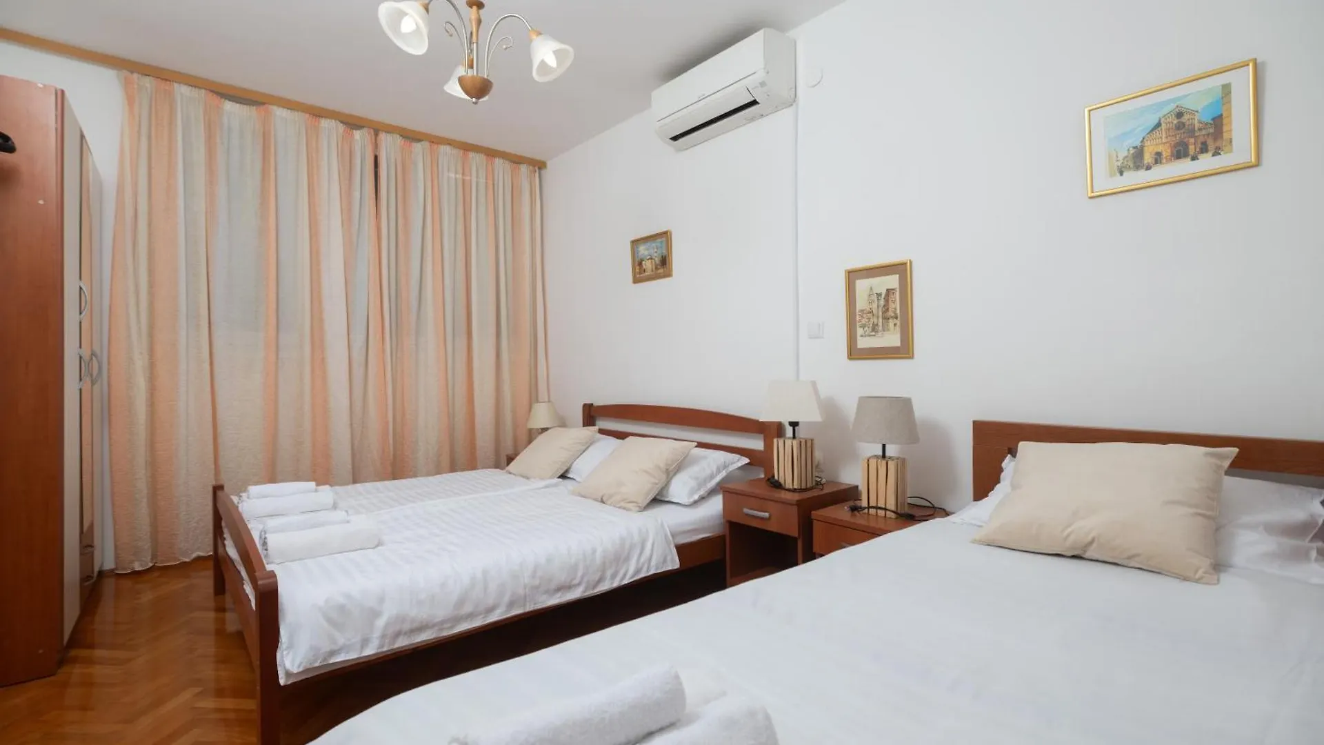 זאדאר Apartment Val 2